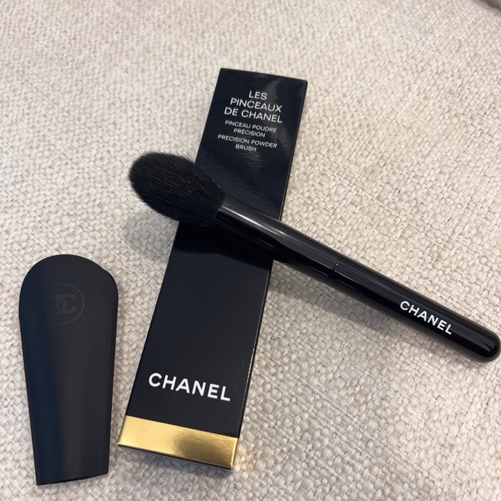 CHANEL NEW POWDER MAKEUP BRUSH